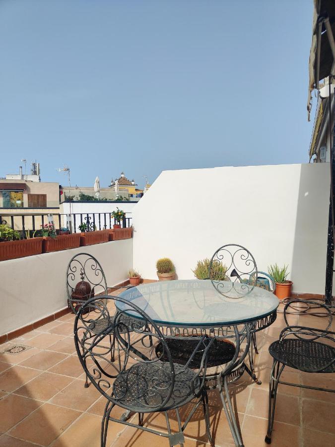 Lovely 1-Bedroom Loft With Terrace. Amazing View. Σεβίλλη Εξωτερικό φωτογραφία